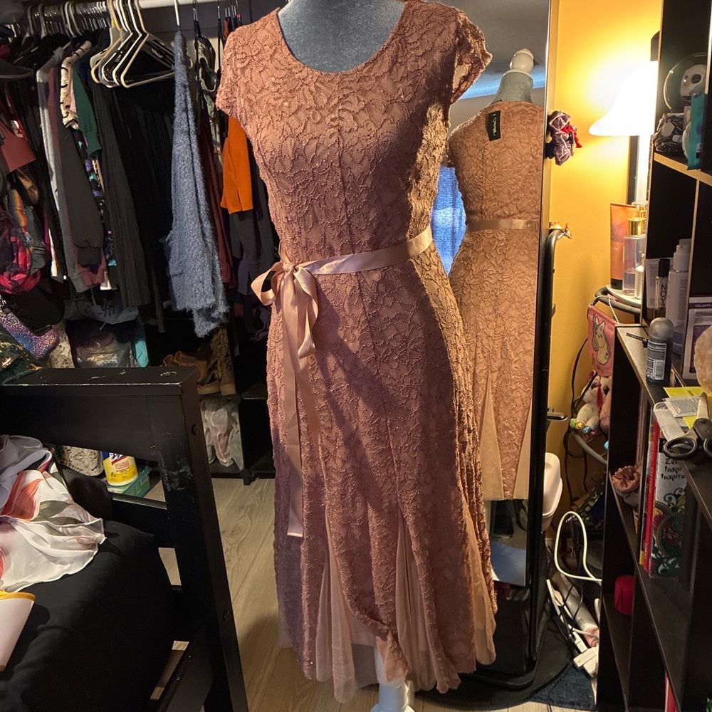 Lace Midi Dress with Satin Waist Tie - Dusty Mauve